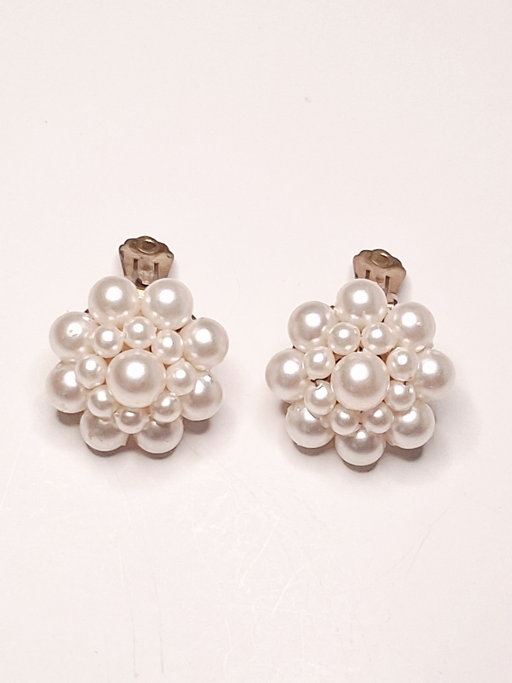 Vintage Hong Kong Pearl Cluster Clip-on Earrings